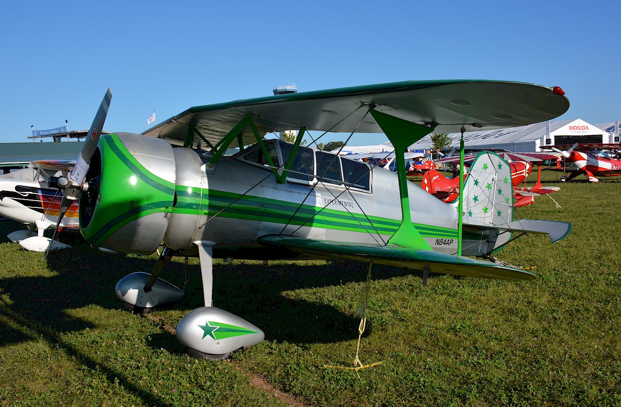 Cool bird at AirVenture 2015 - What is it?