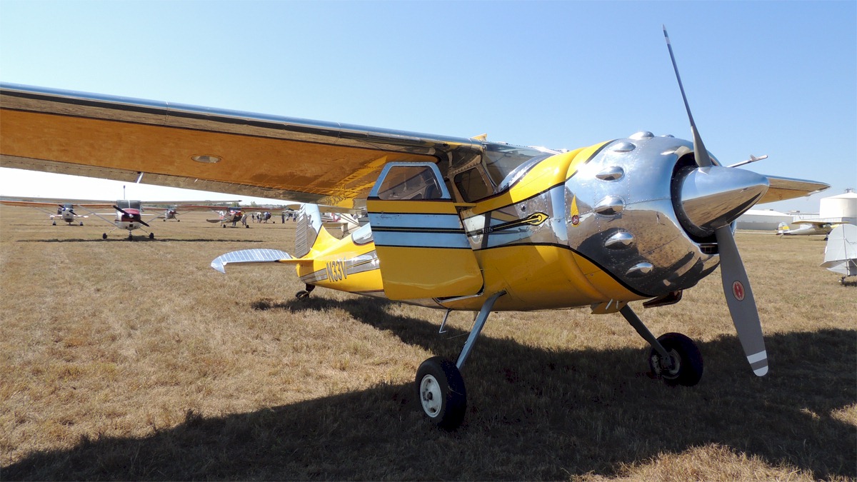 1948 Cessna 195